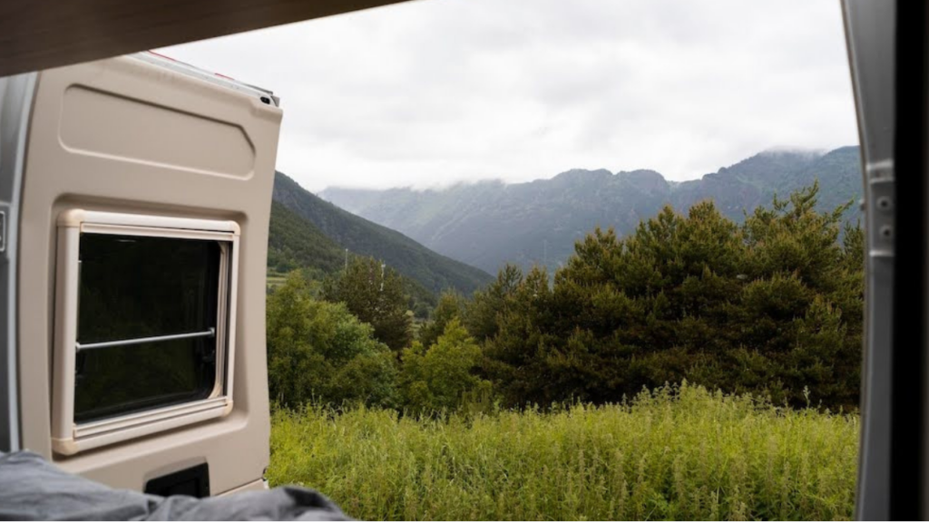 travel trailers rear bedroom